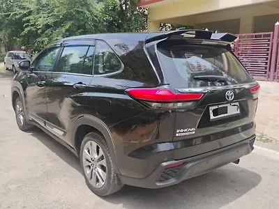 2025 Toyota Innova Hycross ZX Hybrid (Electric + Petrol) Automatic (e-CVT) 7 STR