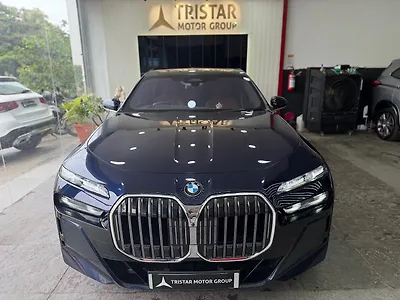 2024 BMW 7-Series 740i M Sport 1