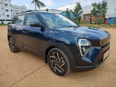 2024 Mahindra XUV 3XO AX7L Petrol 1.2L Turbo Automatic (TC) Dual Tone