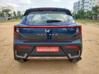 2024 Mahindra XUV 3XO AX7L Petrol 1.2L Turbo Automatic (TC) Dual Tone