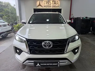 2022 Toyota Fortuner 4X4 AT 2.8 Diesel 1