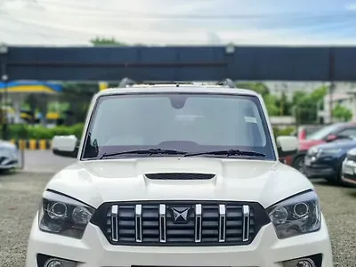 2018 Mahindra Scorpio S11 2WD 7 STR 1