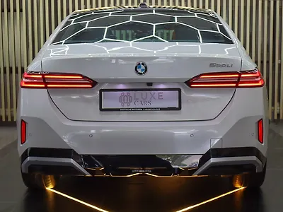 2025 BMW 5-Series LWB 530Li Petrol 2.0L Turbo Automatic Aluminium Satinated