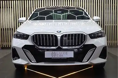 2025 BMW 5-Series 530Li Petrol 2.0L Turbo Automatic Aluminium Satinated 1