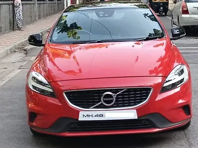 2016 Volvo V40 D3 R-Design 1