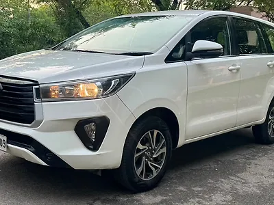 2022 Toyota Innova Crysta GX 2.4 7 STR 1