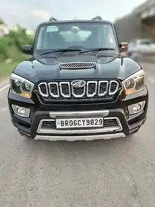 2022 Mahindra Scorpio S5 1