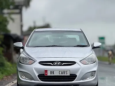 2014 हुंडई वरना फ़्लूइडिक 1.6 crdi 1