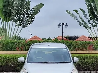 2017 Maruti Suzuki Ertiga ZDI + SHVS 1 2017 Maruti Suzuki Ertiga ZDI + SHVS 1