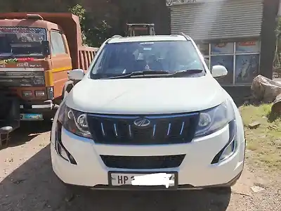2016 महिंद्रा XUV500 w10 1