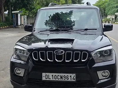 2020 Mahindra Scorpio S7 120 2WD 8 STR 1