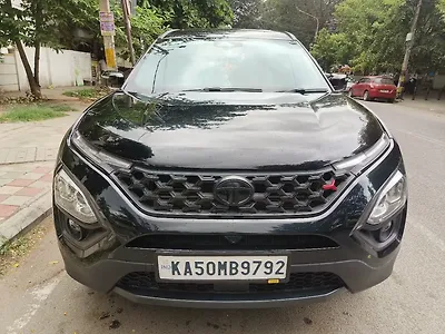 2023 Tata Safari XZA Plus (O) 6 S Red Dark Edition 1 2023 Tata Safari XZA Plus (O) 6 S Red Dark Edition 1