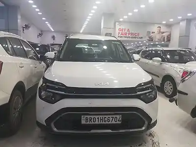 2023 किआ कारेन्स प्रेस्टीज 1.5 पेट्रोल एमटी 7-सीटर 1