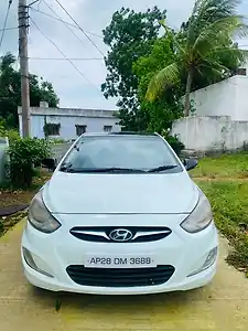 2012 हुंडई वरना फ़्लूइडीक 1.6 crdi sx 1 2012 हुंडई वरना फ़्लूइडीक 1.6 crdi sx 1