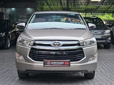 2017 Toyota Innova Crysta 2.4 V Diesel 1 2017 Toyota Innova Crysta 2.4 V Diesel 1