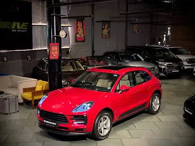 Second Hand Porsche Macan Base in Delhi Second Hand Porsche Macan Base in Delhi