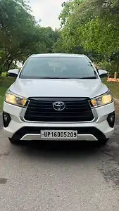 2022 Toyota Innova Crysta GX 2.4 7 STR 1