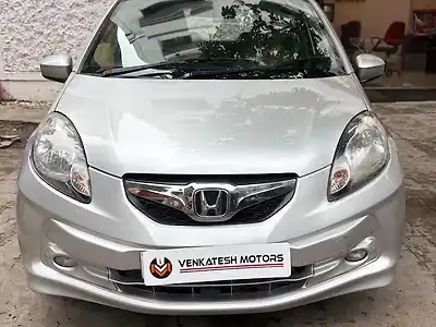 2013 होंडा ब्रियो वी एटी 1