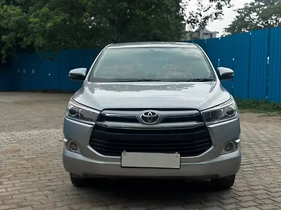 2018 Toyota Innova Crysta 2.4 V Diesel 1 2018 Toyota Innova Crysta 2.4 V Diesel 1