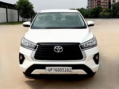 2022 Toyota Innova Crysta GX 2.4 7 STR 1