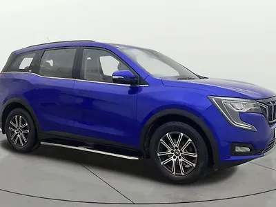 2021 Mahindra XUV700 AX 7 Petrol MT 7 STR [2021] 1