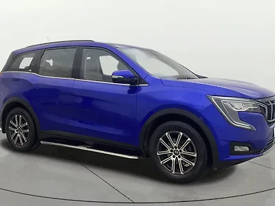 2021 Mahindra XUV700 AX 7 Petrol MT 7 STR [2021] 1