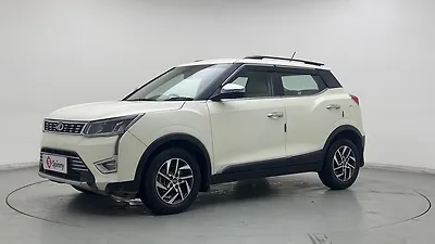 2022 Mahindra XUV300 W8 (O) 1.5 Diesel AMT 1 2022 Mahindra XUV300 W8 (O) 1.5 Diesel AMT 1