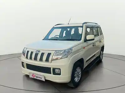 2018 महिंद्रा tuv300 t8 1