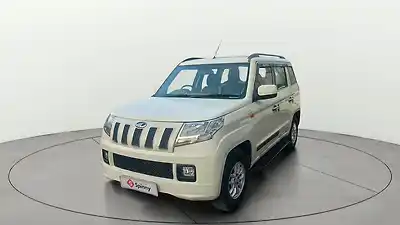 2018 महिंद्रा tuv300 t8 1 2018 महिंद्रा tuv300 t8 1