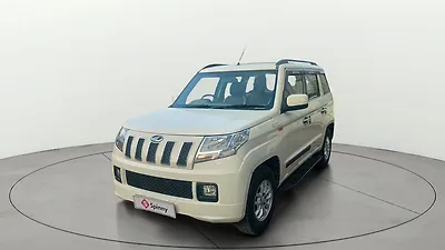 2018 Mahindra TUV300 T8 1 2018 Mahindra TUV300 T8 1