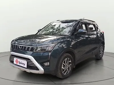 Second Hand Mahindra XUV300 W8 (O) 1.2 Petrol AMT in Ranchi