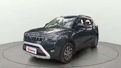 2022 महिंद्रा XUV300 w8 (o) 1.2 पेट्रोल एएमटी 1 2022 महिंद्रा XUV300 w8 (o) 1.2 पेट्रोल एएमटी 1