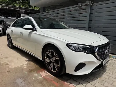2025 Mercedes-Benz E-Class E220d [2024-2025] 1