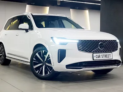 2025 Volvo XC90 B5 Ultra