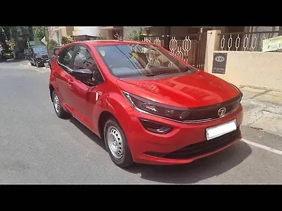 2021 Tata Altroz XE Petrol