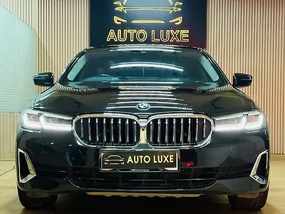 2022 BMW 5-Series 520d Luxury Line 1
