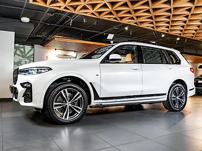 2022 BMW X7 xDrive40i M Sport (Petrol)