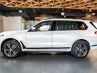 2022 BMW X7 xDrive40i M Sport (Petrol)