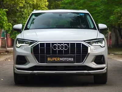 2025 Audi Q3 40 TFSI Premium Plus 1