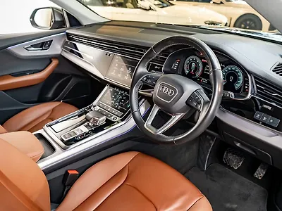2024 Audi Q8 55 TFSI quattro