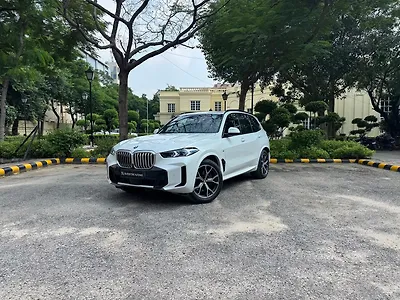 2023 BMW X5 xDrive40i M Sport 1