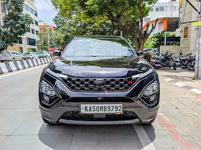 2023 Tata Safari Old Generation XZA Plus Red Dark Edition