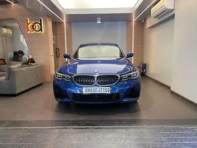 2020 BMW 3-Series 330i M Sport 1