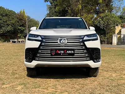 2023 Lexus LX 500d with Ash Open Pore Sumi Black Trim 1