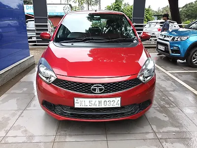 2019 Tata Tiago Revotron XZA 1 2019 Tata Tiago Revotron XZA 1