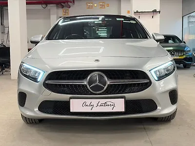 2022 Mercedes-Benz A-Class Limousine 200d 1