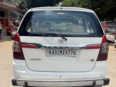 2013 Toyota Innova 2.5 G 7 STR BS-IV