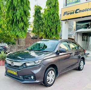 Second Hand Honda Amaze 1.2 S MT Petrol in Chandigarh Second Hand Honda Amaze 1.2 S MT Petrol in Chandigarh