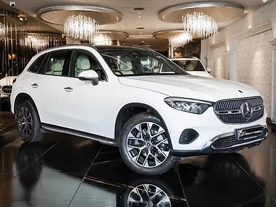 2025 Mercedes-Benz GLC 300 4MATIC 1