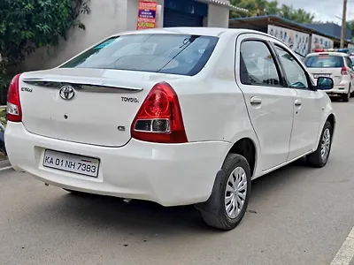 2011 Toyota Etios G